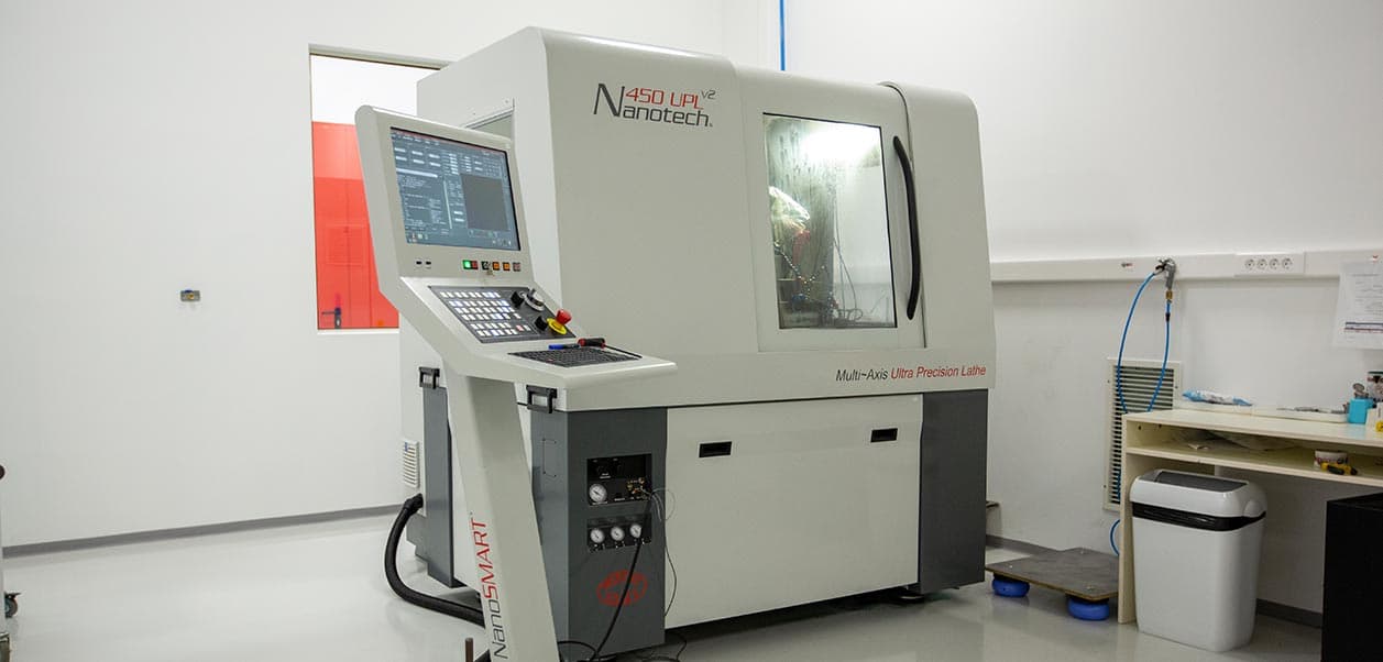 Diamond turning manufacturing process
